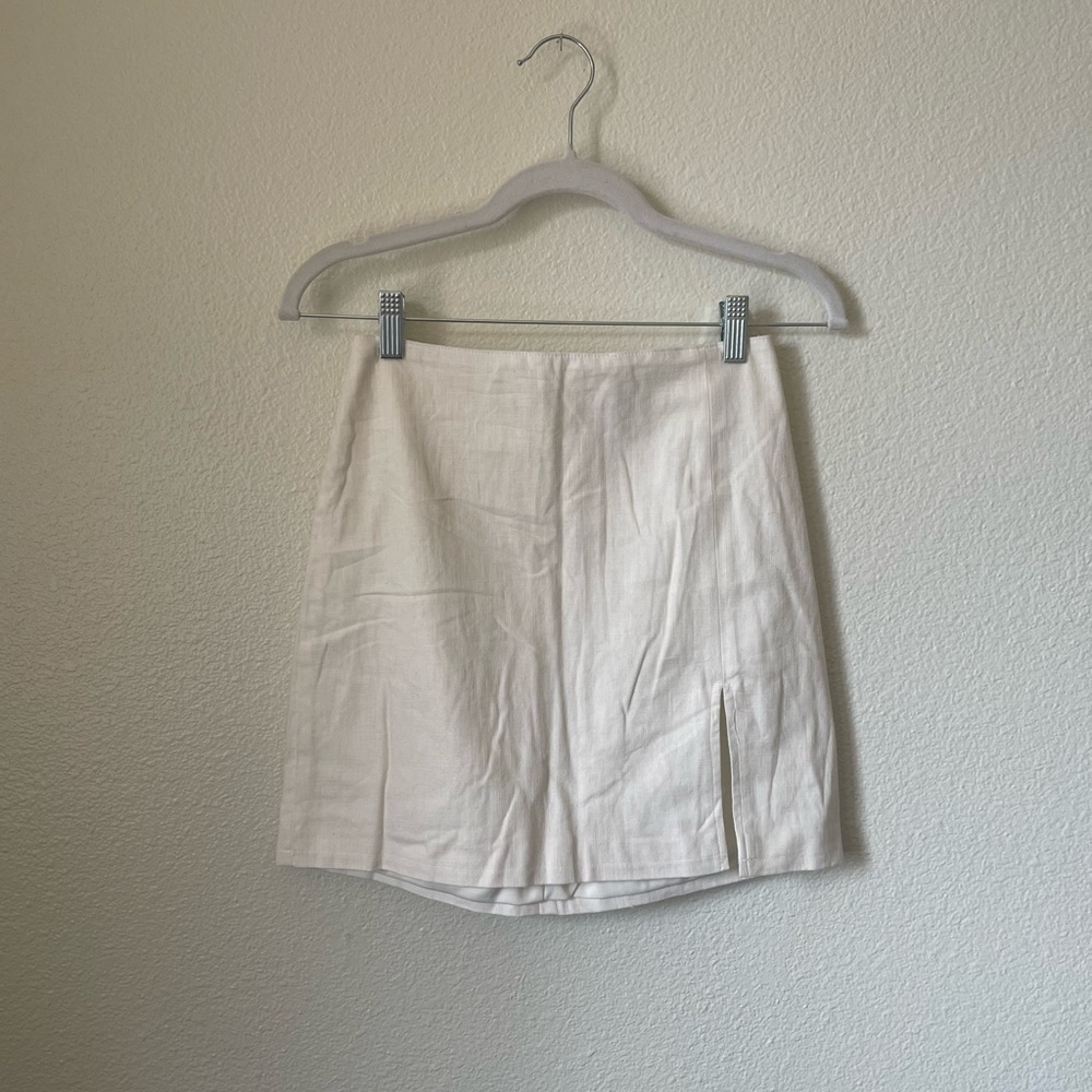 H&M White Linen A Line Mini Skirt w/ Slit